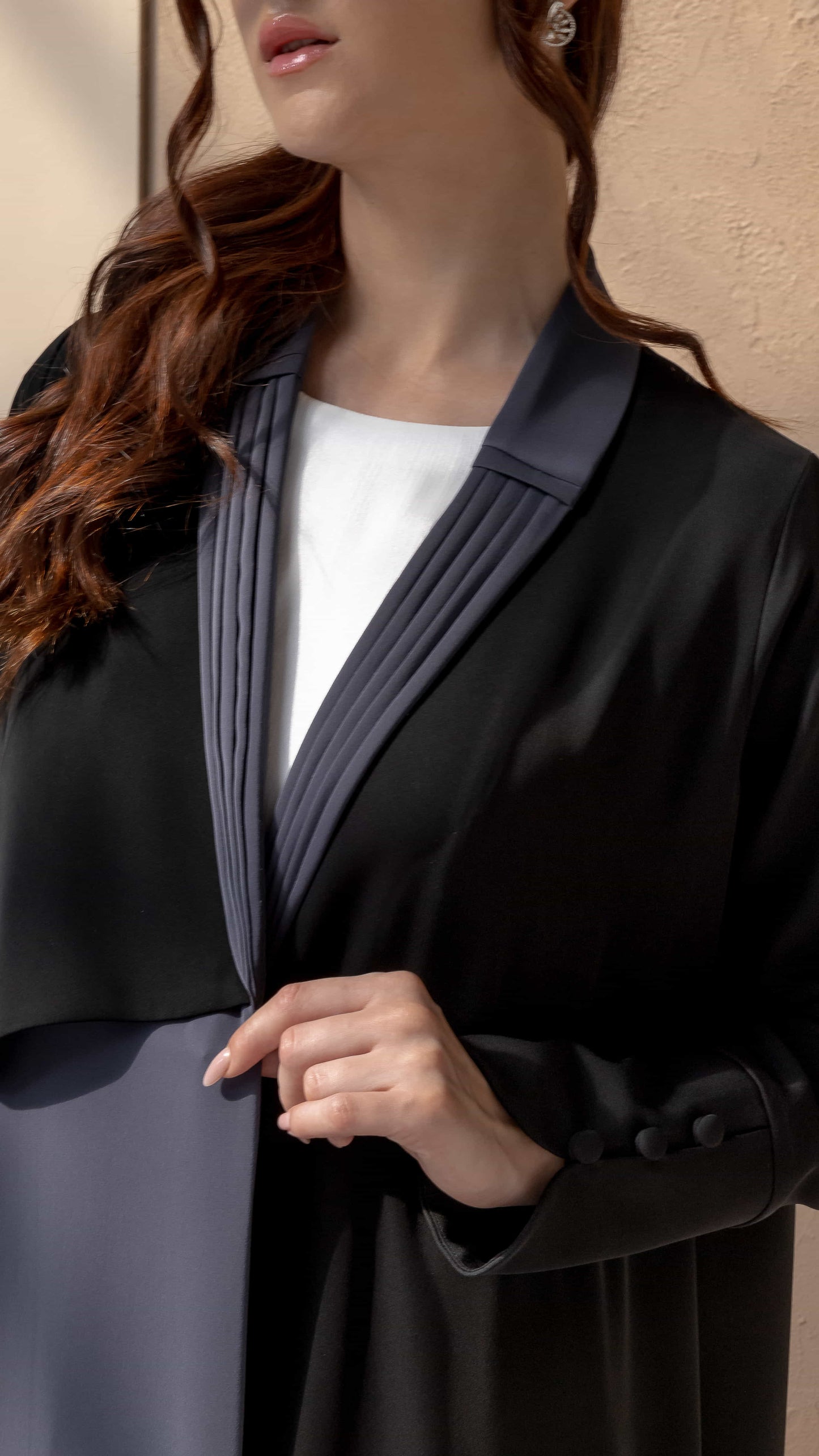 RAWAN Grey & Black Abaya