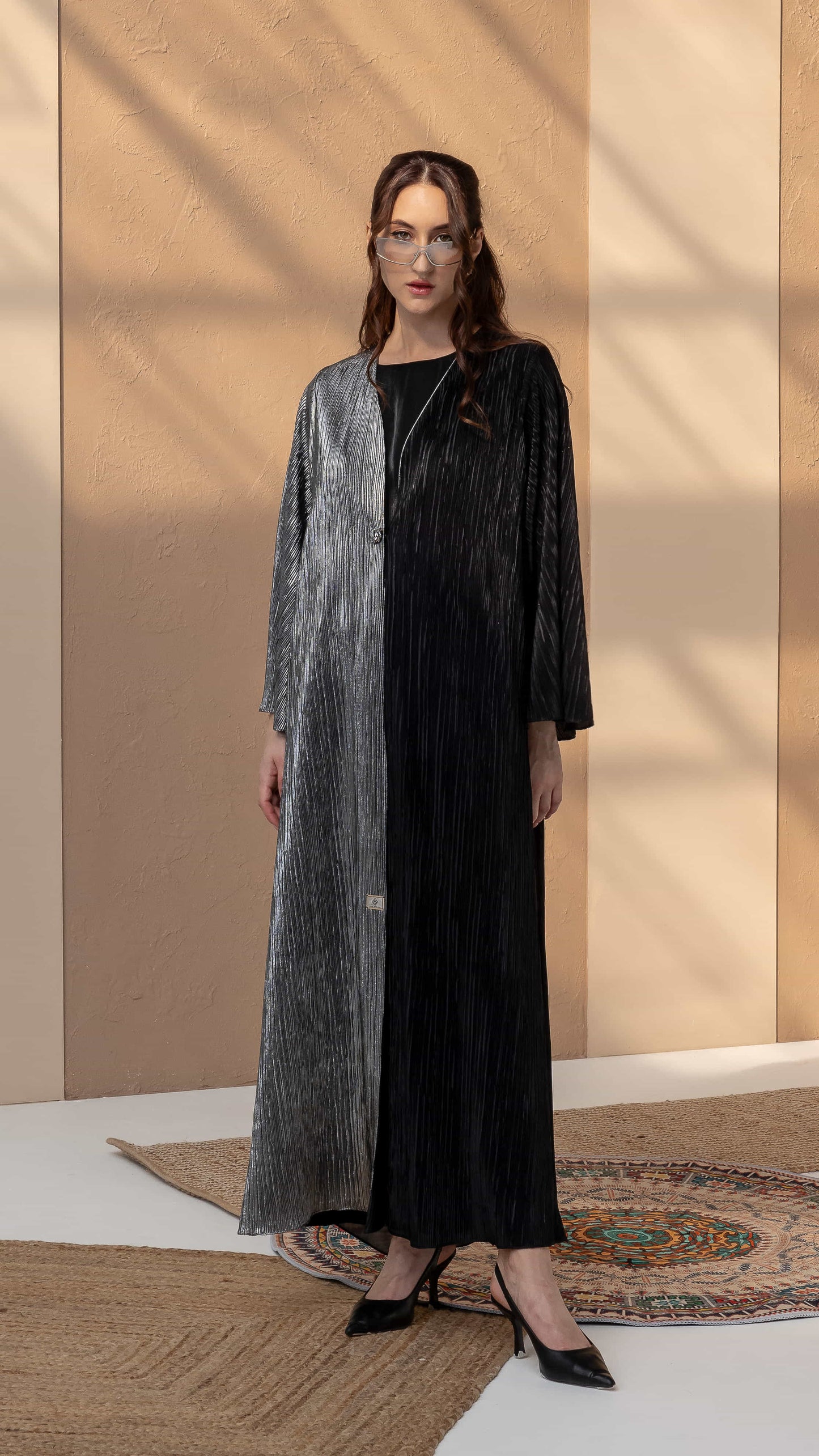 HIND | Noir Argent Luxe black and silver abaya full front view ribbed fabric