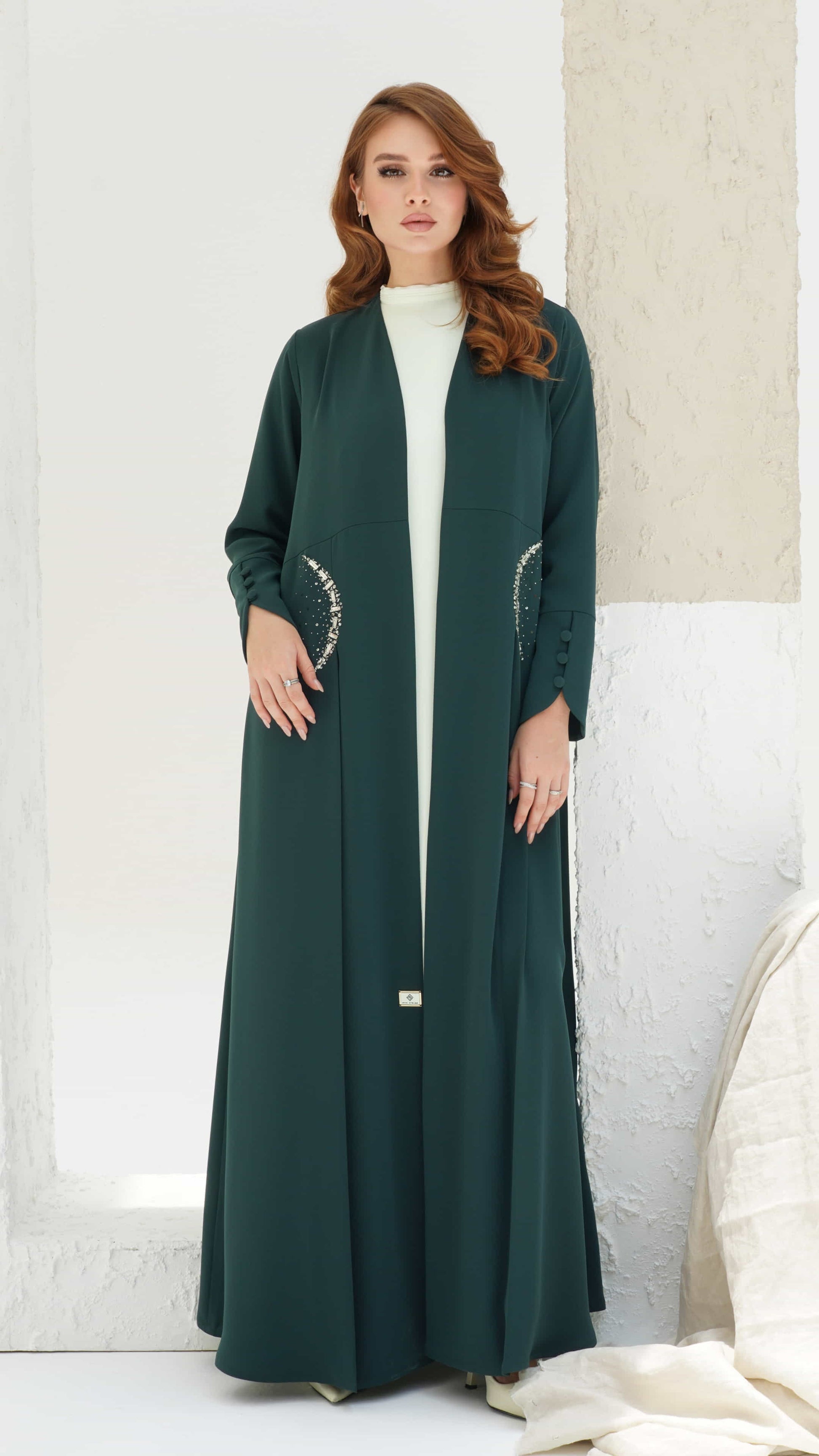 KAINA Emerald Éclat emerald green abaya full front look