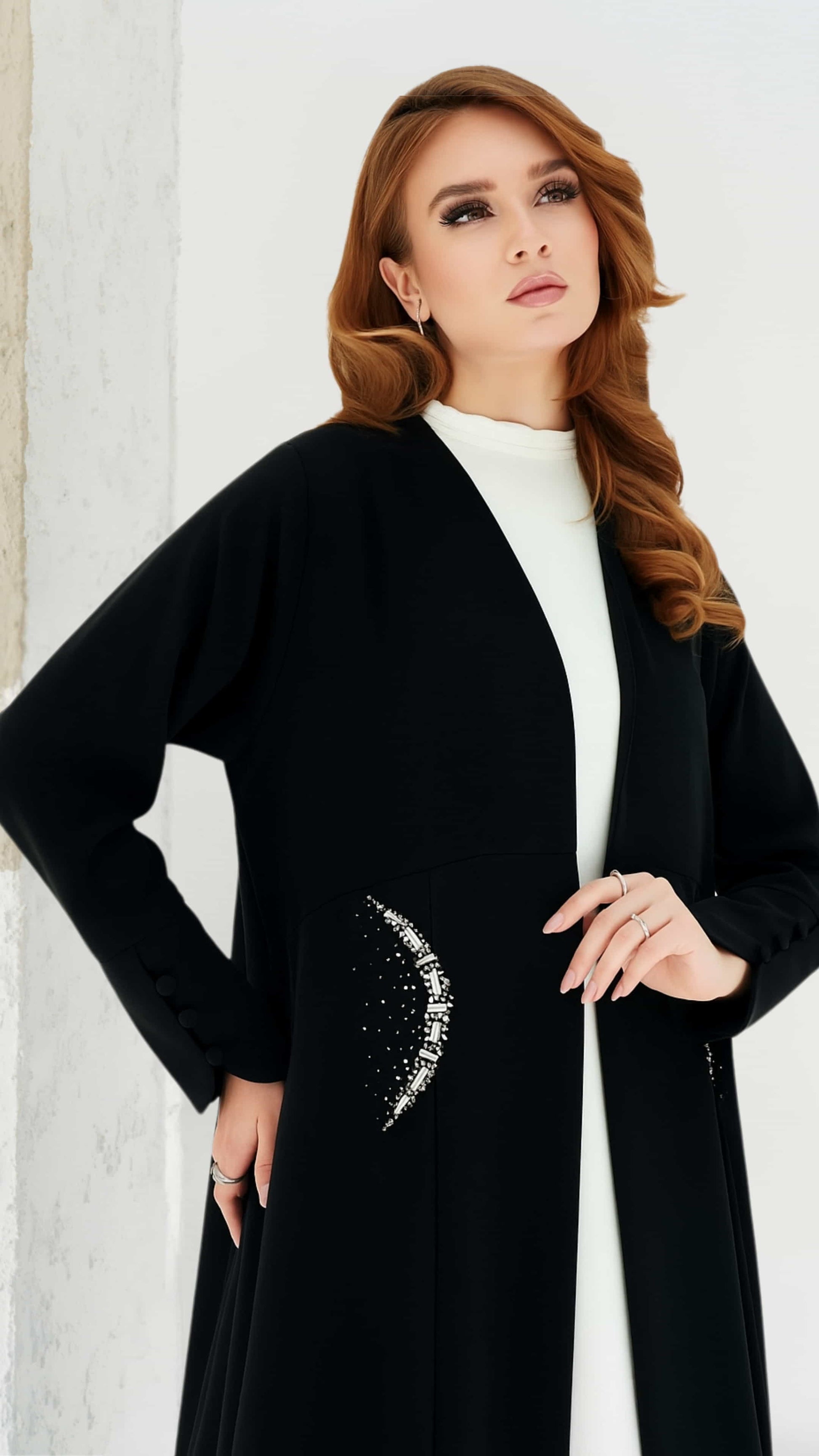 KAINA Noir Éclat black luxury crystal abaya side view in Dubai by Diva Atelier