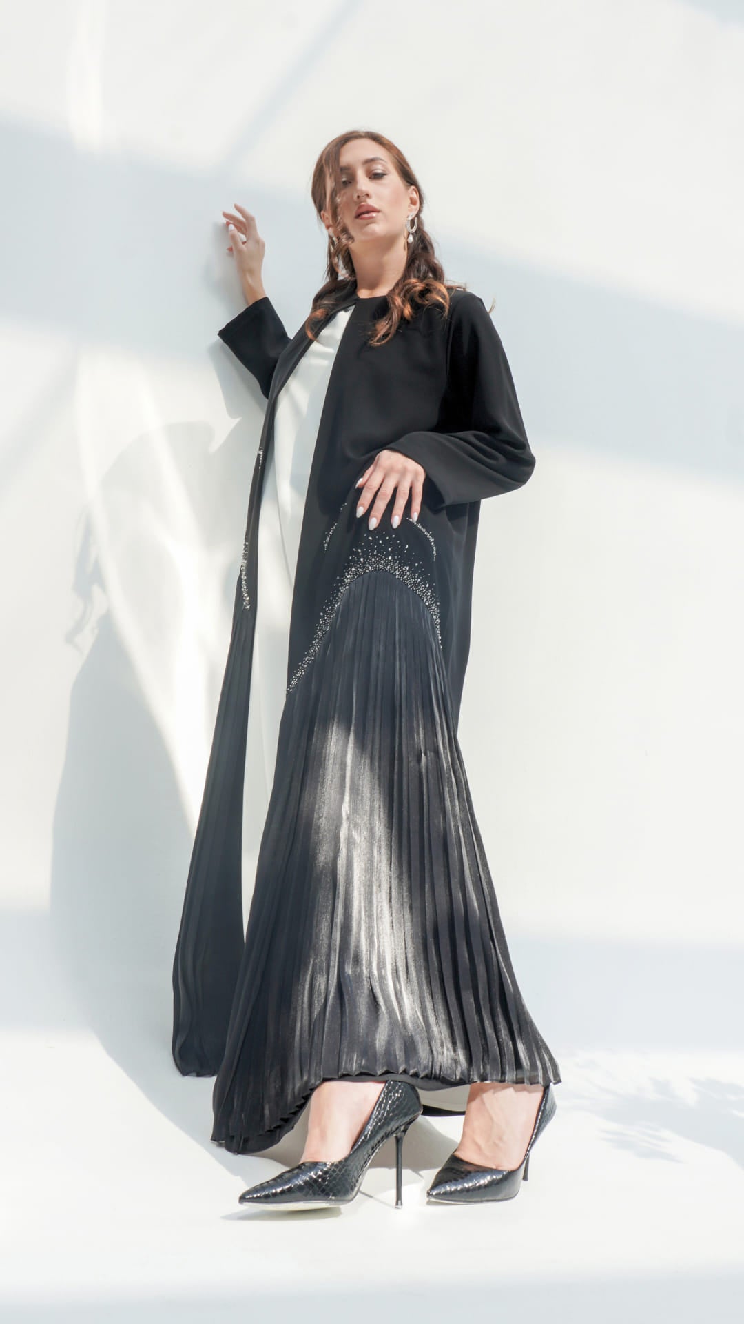 MIRA | Noir Diamond Luxe abaya showing flow and structure