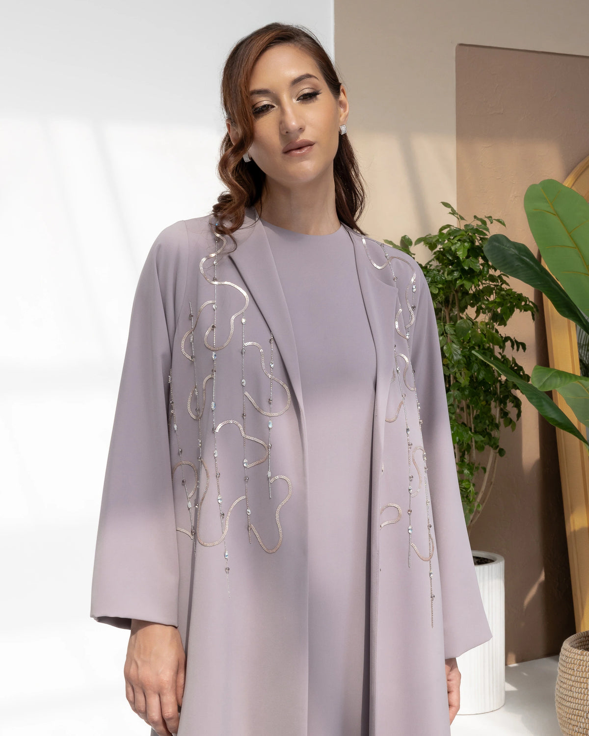 SERAJAH Mauve Mist Arabesque abaya elegant lapel collar neckline and crystal embroidery on luxury mauve abaya