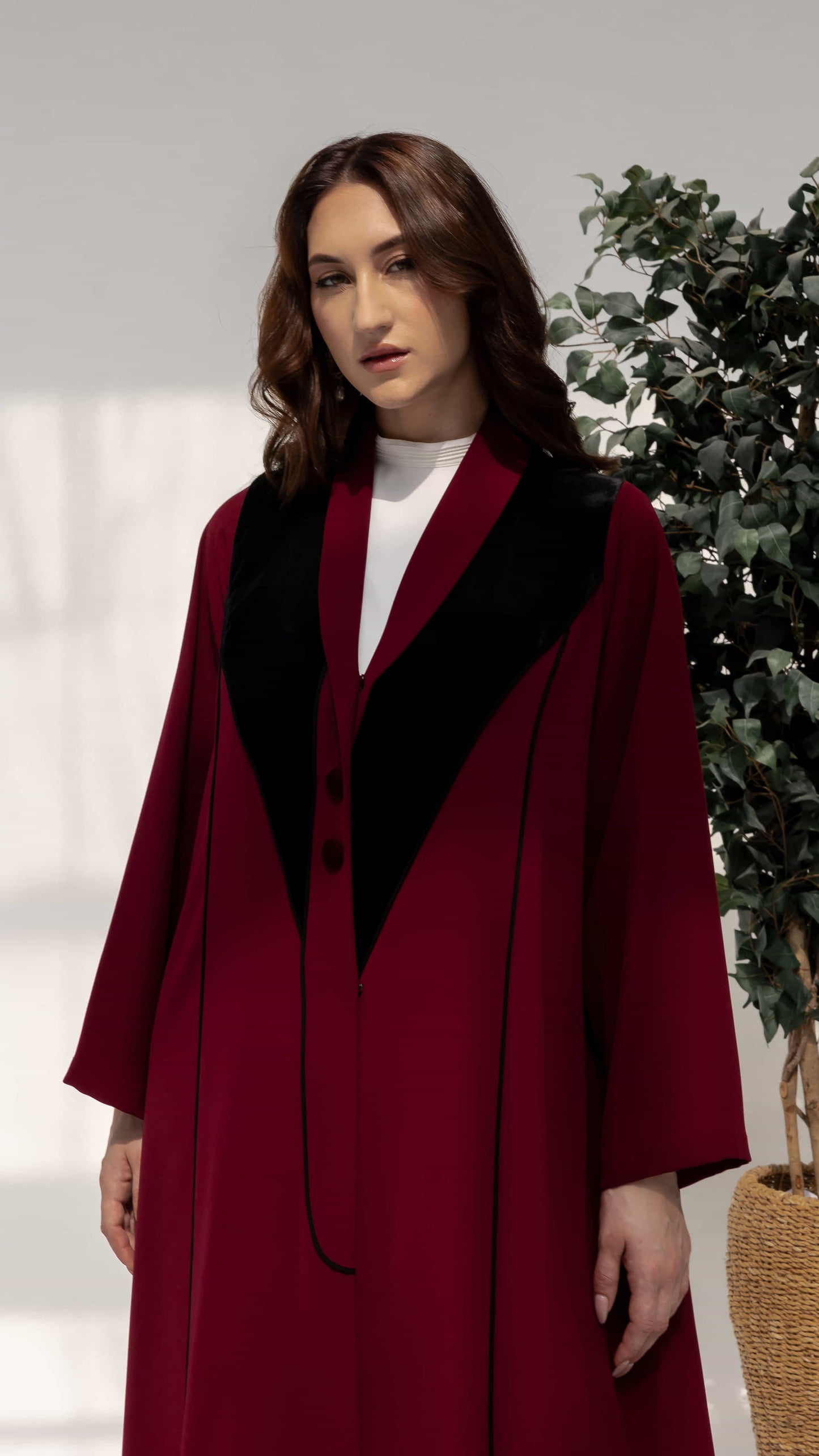 THANA Abaya