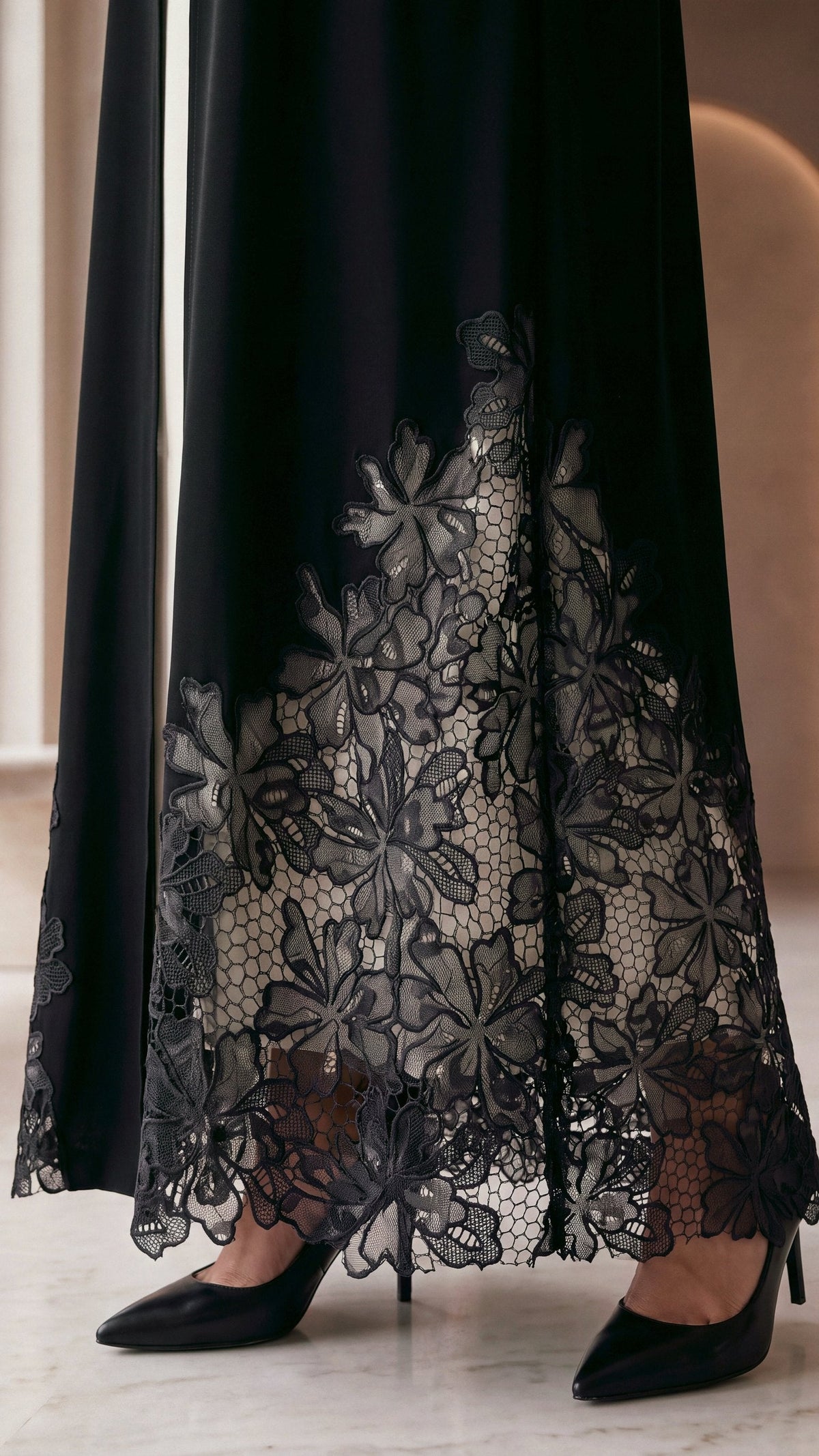 DALAL lace detail at the side hem