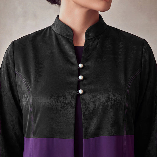 JOUD pearl button collar detail
