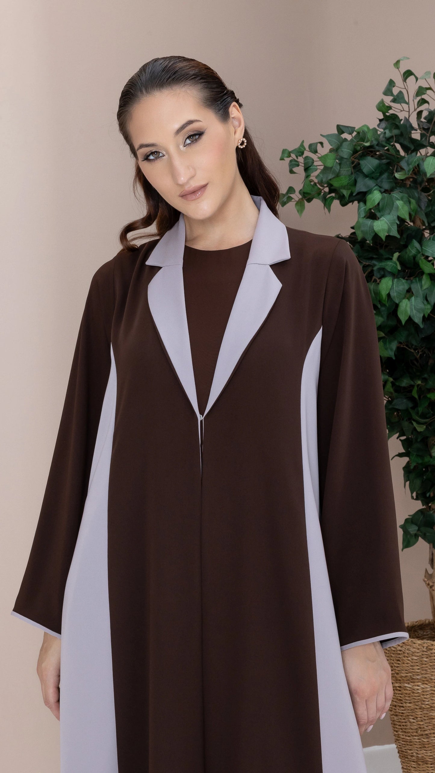 LAYMAR Cacao Taupe - Luxury brown and taupe VIDEO - a two-tone abaya by Diva Atelier with elegant flowing silhouette 