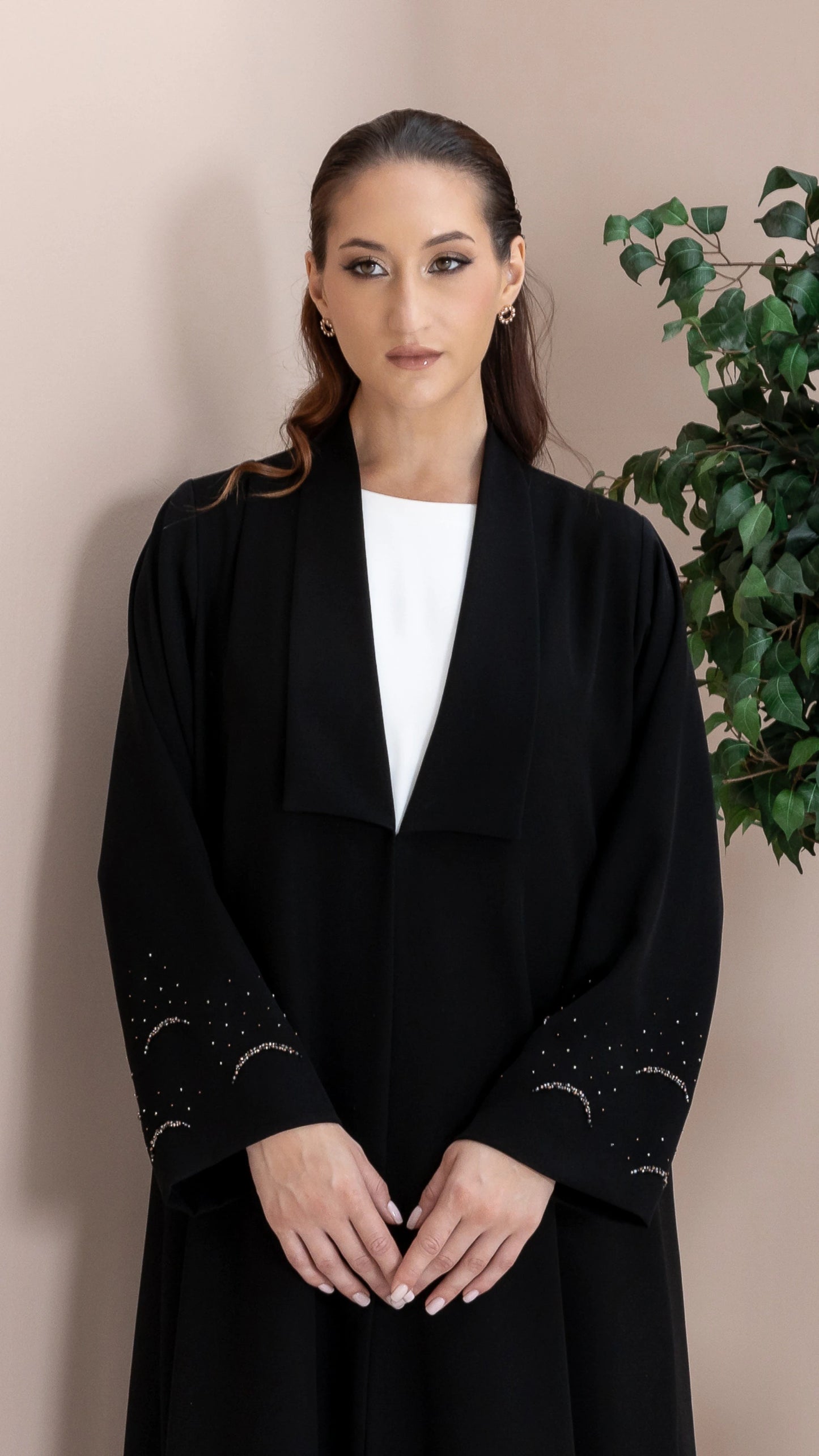 MAHNUR Noir Halo Abaya by Diva Atelier