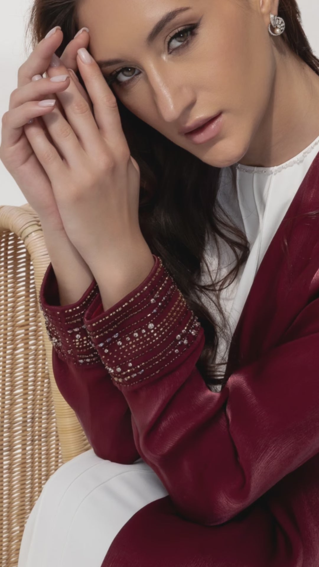 Selina | Ruby Éclat abaya burgundy luxury abaya  Video