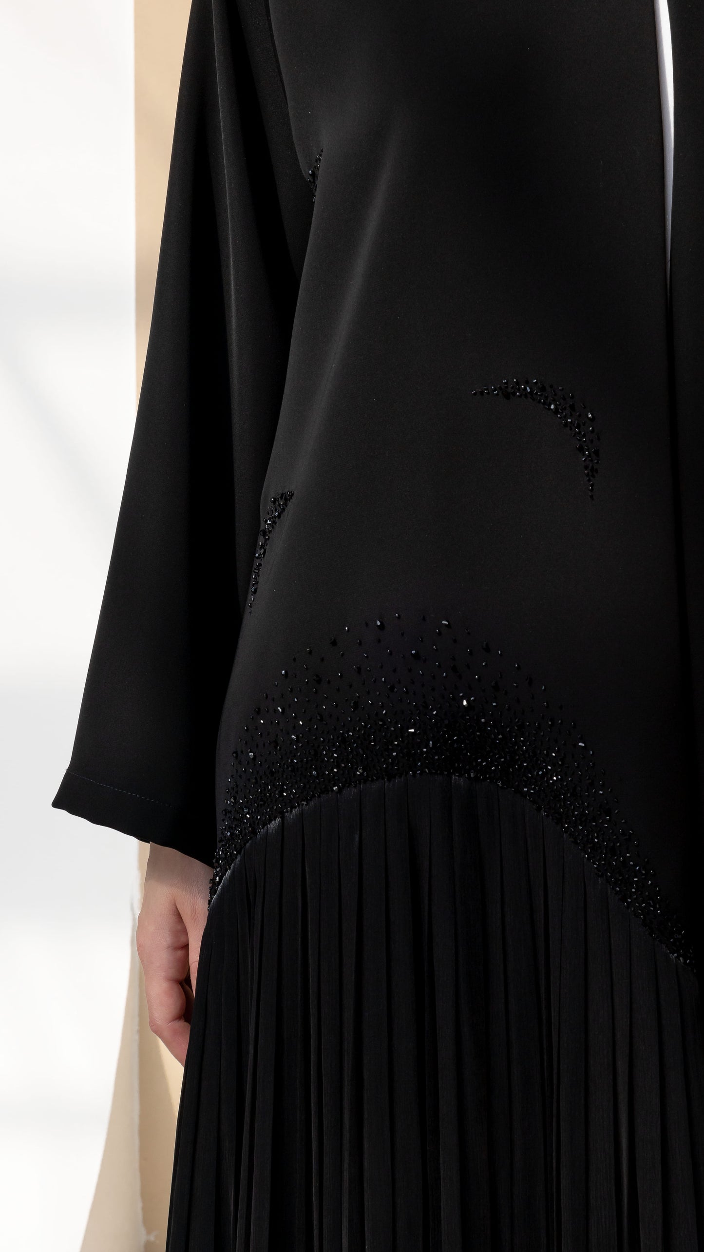 Mira Noir Shadow Luxe black pleated abaya Video