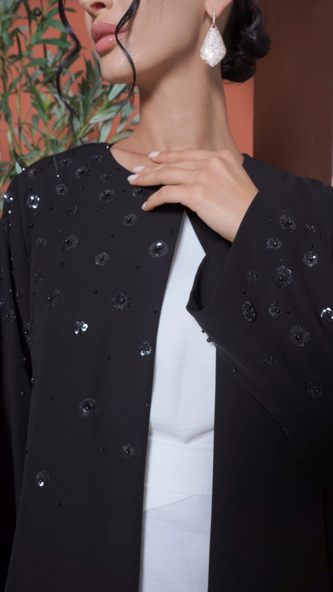 Hana Noir Petal Bloom black luxury abaya Video